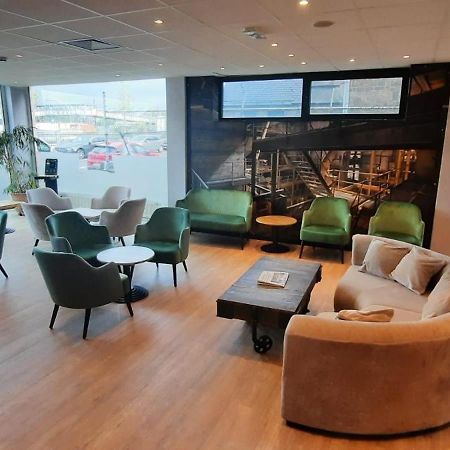 B&B Hotel Mons Gare Esterno foto