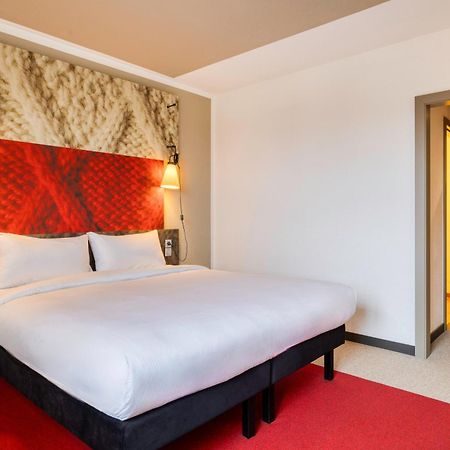B&B Hotel Mons Gare Esterno foto