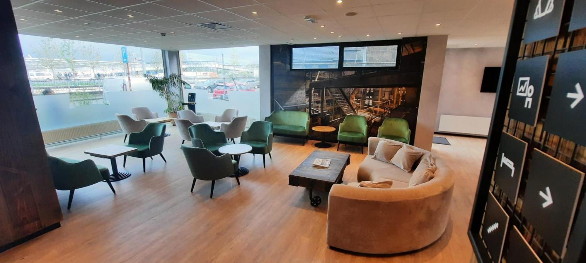 B&B Hotel Mons Gare Esterno foto
