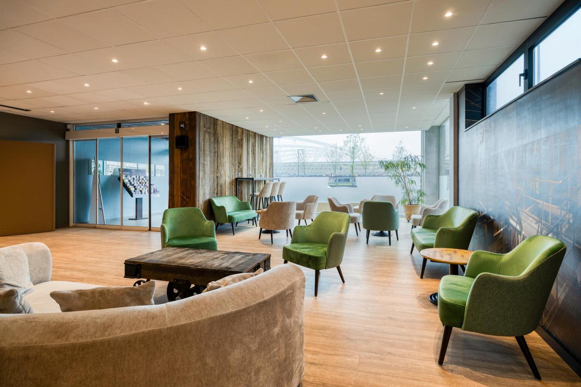 B&B Hotel Mons Gare Esterno foto